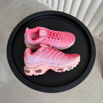 Кроссовки женские Nike Tn Plus Pink, размер 36 063-36 фото