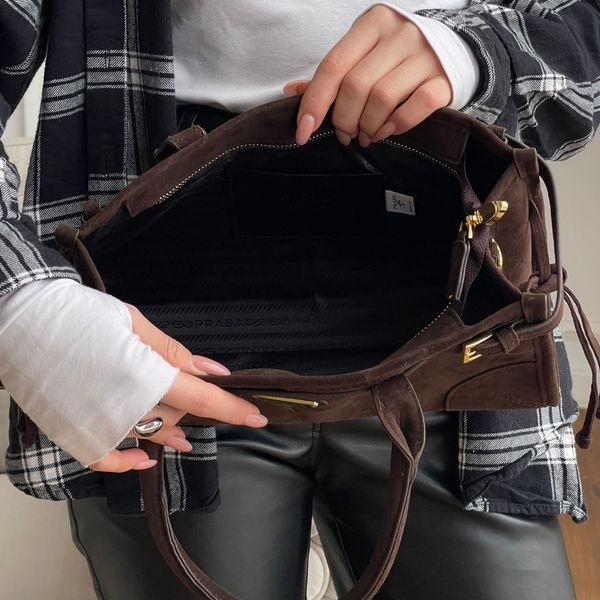 Сумка жіноча Prada Medium Suede Tote Bag, шоколадна 20558-2 фото